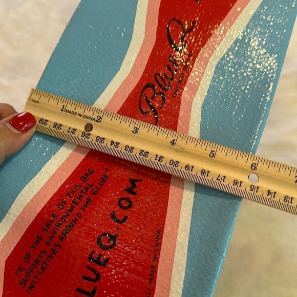 Blue Q Shopper Plastic Tote  Bag - I Love This Town Home Pride Recycled - Picture 10 of 16